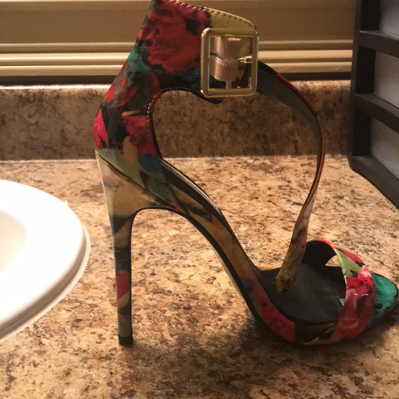 Steve Madden Shoes - Steve Madden Marlenee Floral Multi Heels